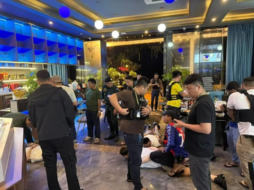西港：两伙人街头开枪，47人被捕，13把枪支被查获